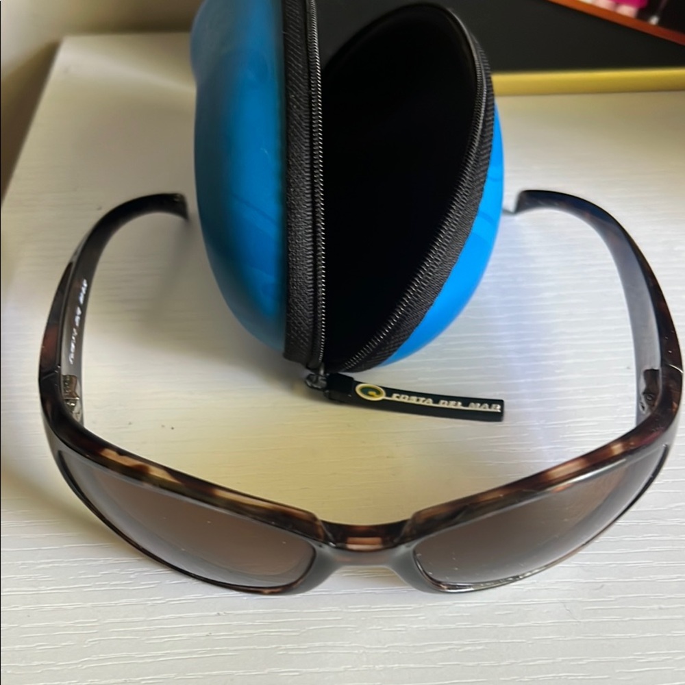 Costa Tortoise Frame Sunglasses with Blue Case